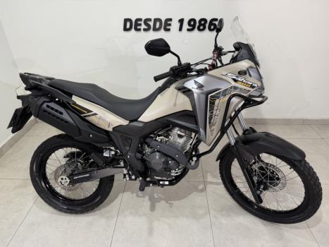 HONDA XRE 300 Sahara ADVENTURE, Foto 3