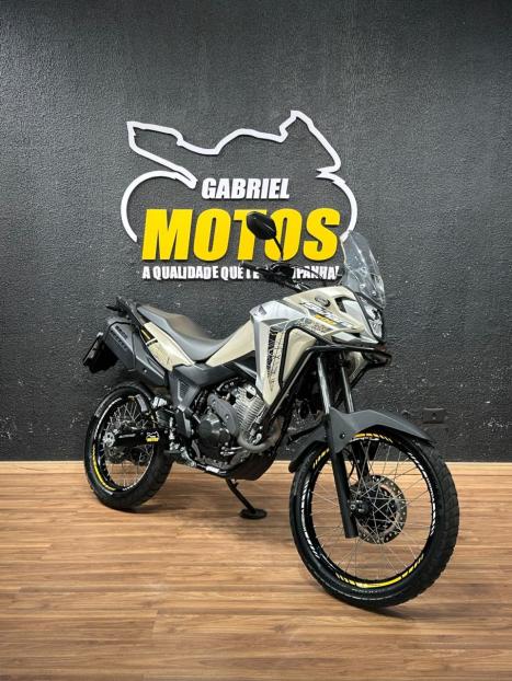 HONDA XRE 300 Sahara ADVENTURE, Foto 3