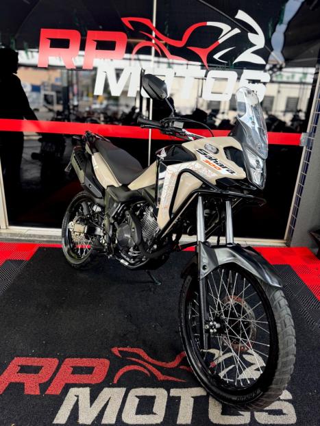 HONDA XRE 300 Sahara ADVENTURE, Foto 7