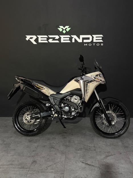 HONDA XRE 300 Sahara ADVENTURE, Foto 1