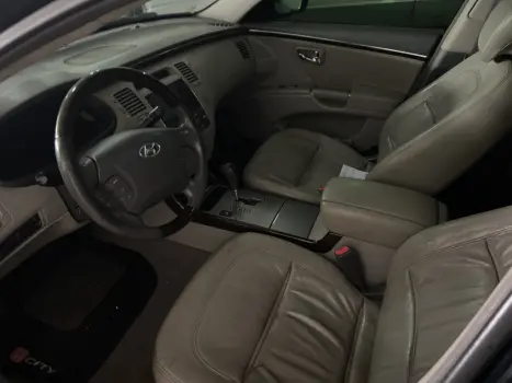 HYUNDAI Azera 3.0 V6 24V GLS AUTOM�TICO, Foto 5