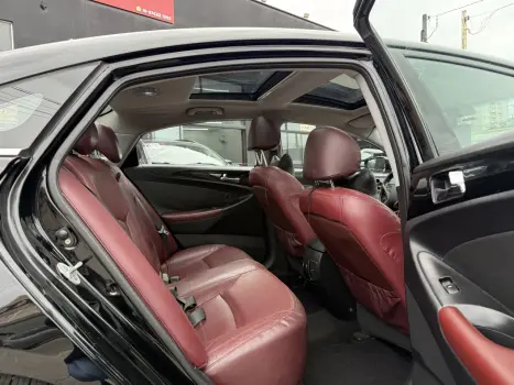 HYUNDAI Azera 3.3 V6 24V GLS AUTOMÁTICO, Foto 9