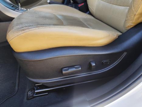 HYUNDAI Elantra 1.8 16V 4P GLS AUTOM�TICO, Foto 5