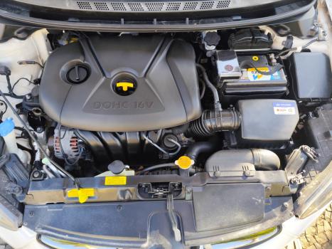 HYUNDAI Elantra 1.8 16V 4P GLS AUTOM�TICO, Foto 10