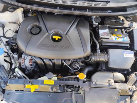 HYUNDAI Elantra 1.8 16V 4P GLS AUTOM�TICO, Foto 11