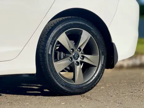 HYUNDAI Elantra 2.0 16V 4P FLEX AUTOM�TICO, Foto 4