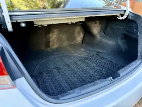 HYUNDAI Elantra 2.0 16V 4P FLEX AUTOM�TICO, Foto 9