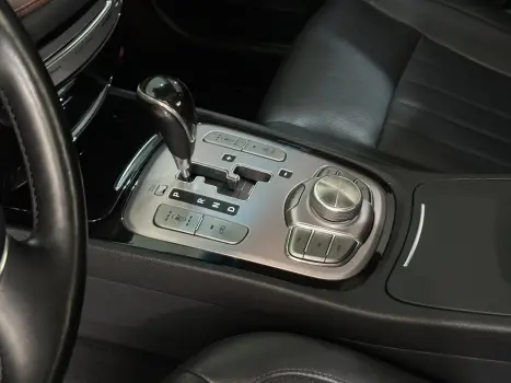 HYUNDAI Genesis 3.8 V6 24V 4P , Foto 6