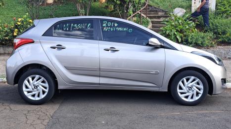 HYUNDAI HB 20 Hatch 1.6 16V 4P COMFORT FLEX AUTOM�TICO, Foto 12