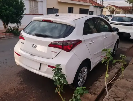 HYUNDAI HB 20 Hatch 1.0 12V 4P FLEX TGDI TURBO COMFORT PLUS, Foto 6 HYUNDAI HB 20 Hatch 1.0 12V 4P FLEX TGDI TURBO COMFORT PLUS, Foto 6
