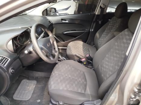 HYUNDAI HB 20 Hatch 1.6 16V 4P FLEX COMFORT PLUS AUTOMTICO, Foto 11