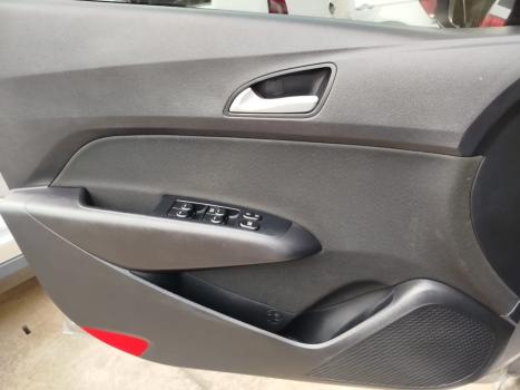 HYUNDAI HB 20 Hatch 1.6 16V 4P FLEX COMFORT PLUS AUTOMTICO, Foto 12