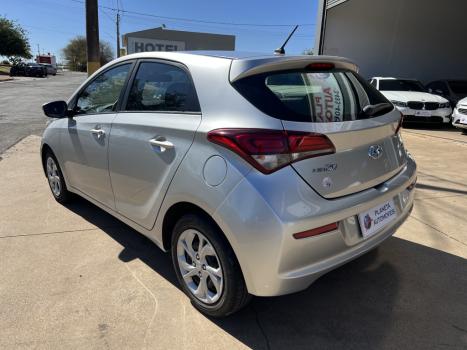 HYUNDAI HB 20 Hatch 1.6 16V 4P COMFORT FLEX AUTOMÁTICO, Foto 2 HYUNDAI HB 20 Hatch 1.6 16V 4P COMFORT FLEX AUTOMÁTICO, Foto 2