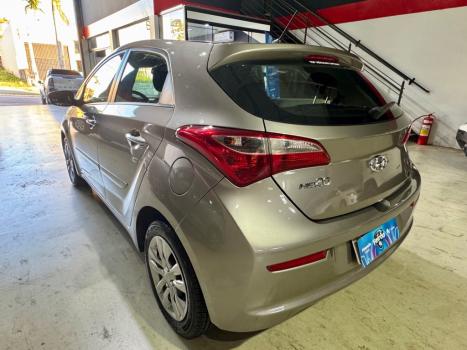 HYUNDAI HB 20 Hatch 1.6 16V 4P FLEX COMFORT, Foto 5 HYUNDAI HB 20 Hatch 1.6 16V 4P FLEX COMFORT, Foto 5