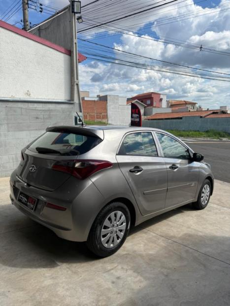 HYUNDAI HB 20 Hatch 1.0 12V 4P FLEX UNIQUE, Foto 7