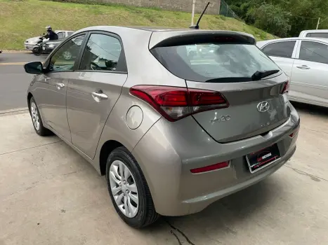 HYUNDAI HB 20 Hatch 1.6 16V 4P FLEX COMFORT PLUS AUTOMTICO, Foto 5