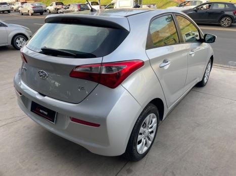 HYUNDAI HB 20 Hatch 1.6 16V 4P FLEX COMFORT PLUS, Foto 4