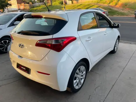 HYUNDAI HB 20 Hatch 1.0 12V 4P FLEX COMFORT PLUS, Foto 4