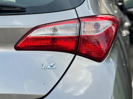 HYUNDAI HB 20 Hatch 1.6 16V 4P FLEX COMFORT PLUS, Foto 9