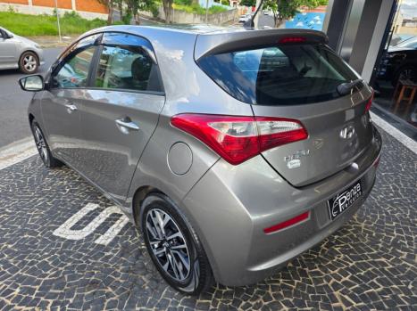 HYUNDAI HB 20 Hatch 1.6 16V 4P FLEX COMFORT PLUS, Foto 4