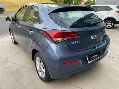 HYUNDAI HB 20 Hatch 1.6 16V 4P FLEX COMFORT PLUS, Foto 4