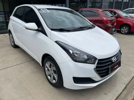 HYUNDAI HB 20 Hatch 1.6 16V 4P FLEX COMFORT PLUS AUTOM�TICO, Foto 4