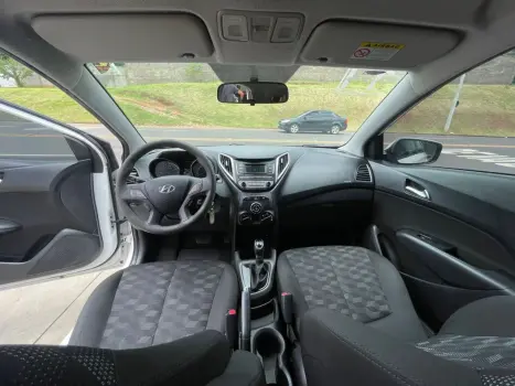 HYUNDAI HB 20 Hatch 1.6 16V 4P FLEX COMFORT PLUS AUTOM�TICO, Foto 7