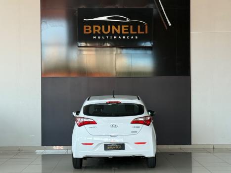 HYUNDAI HB 20 Hatch 1.6 16V 4P COMFORT FLEX AUTOM�TICO, Foto 4