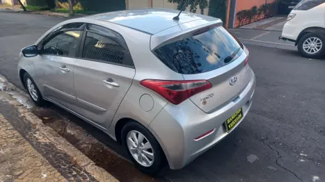 HYUNDAI HB 20 Hatch 1.6 16V 4P FLEX COMFORT, Foto 9