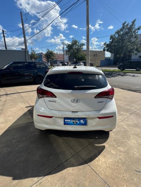 HYUNDAI HB 20 Hatch 1.6 16V 4P PREMIUM FLEX AUTOM�TICO, Foto 3
