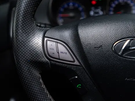 HYUNDAI HB 20 Hatch X 1.6 16V 4P STYLE FLEX AUTOM�TICO, Foto 13