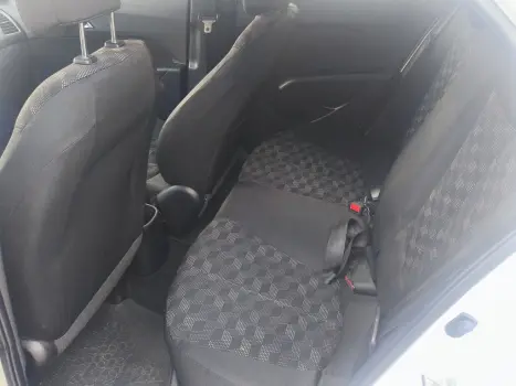 HYUNDAI HB 20 Hatch 1.6 16V 4P FLEX COMFORT PLUS AUTOM�TICO, Foto 9