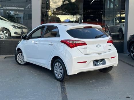 HYUNDAI HB 20 Hatch 1.6 16V 4P FLEX COMFORT STYLE AUTOM�TICO, Foto 5