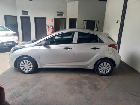 HYUNDAI HB 20 Hatch 1.0 12V 4P FLEX UNIQUE, Foto 12