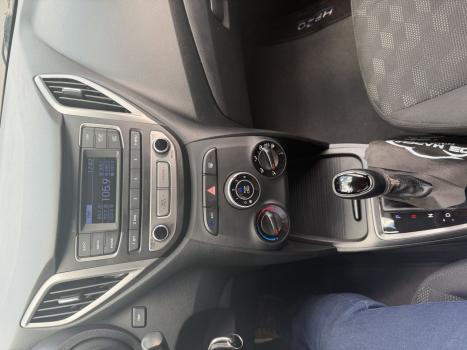HYUNDAI HB 20 Hatch 1.6 16V 4P FLEX COMFORT PLUS AUTOM�TICO, Foto 16