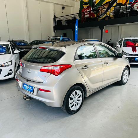 HYUNDAI HB 20 Hatch 1.0 12V 4P FLEX TGDI TURBO COMFORT PLUS, Foto 4