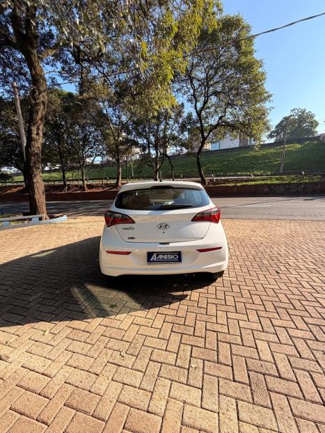 HYUNDAI HB 20 Hatch 1.0 12V 4P FLEX UNIQUE, Foto 5