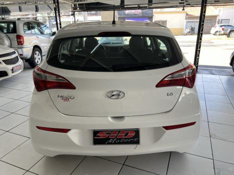 HYUNDAI HB 20 Hatch 1.6 16V 4P FLEX COMFORT PLUS, Foto 4