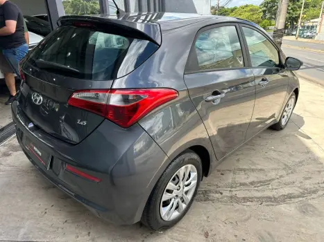 HYUNDAI HB 20 Hatch 1.6 16V 4P FLEX COMFORT PLUS, Foto 4