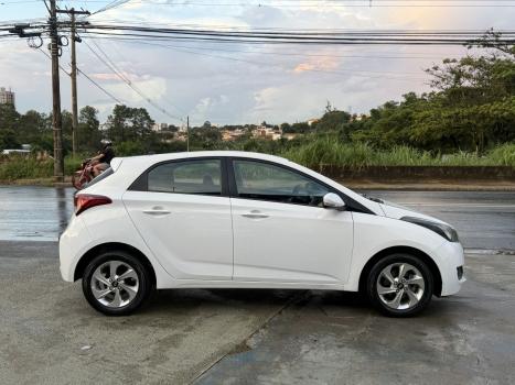 HYUNDAI HB 20 Hatch 1.6 16V 4P COMFORT STYLE FLEX, Foto 4