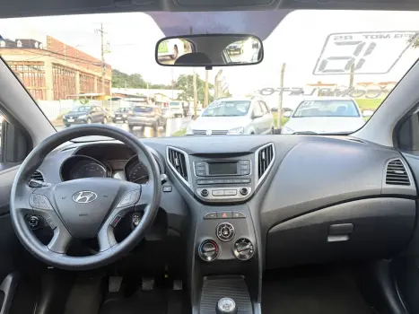 HYUNDAI HB 20 Hatch 1.6 16V 4P COMFORT STYLE FLEX, Foto 12