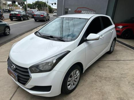 HYUNDAI HB 20 Hatch 1.6 16V 4P FLEX COMFORT PLUS AUTOM�TICO, Foto 2