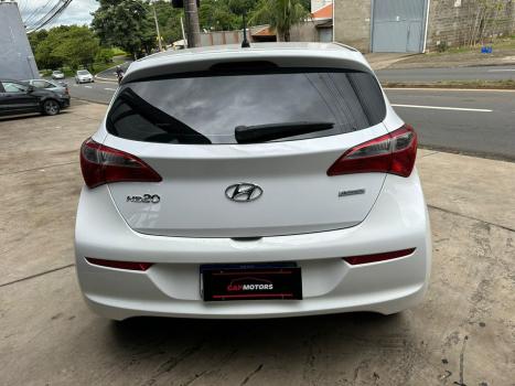 HYUNDAI HB 20 Hatch 1.6 16V 4P FLEX COMFORT PLUS AUTOM�TICO, Foto 6