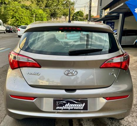 HYUNDAI HB 20 Hatch 1.6 16V 4P FLEX COMFORT, Foto 2