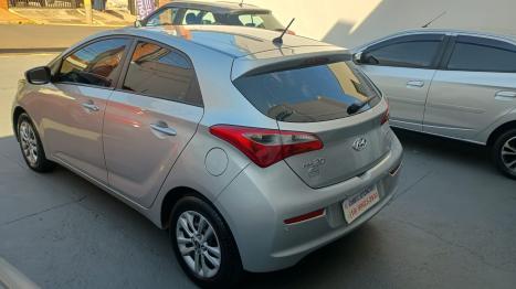 HYUNDAI HB 20 Hatch 1.6 16V 4P COMFORT FLEX 5 ANOS AUTOM�TICO, Foto 2