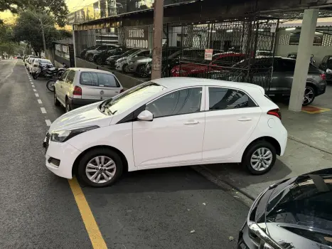 HYUNDAI HB 20 Hatch 1.0 12V 4P FLEX UNIQUE, Foto 3