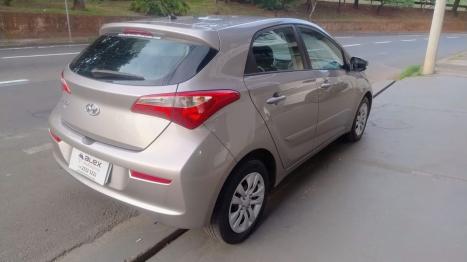 HYUNDAI HB 20 Hatch 1.0 12V 4P FLEX COMFORT, Foto 4
