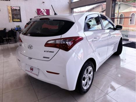 HYUNDAI HB 20 Hatch 1.6 16V 4P FLEX COMFORT PLUS AUTOM�TICO, Foto 6