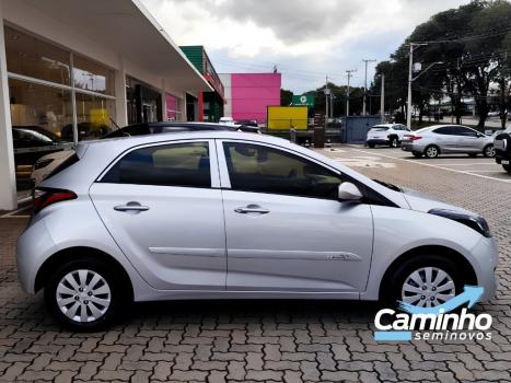 HYUNDAI HB 20 Hatch 1.0 12V 4P FLEX UNIQUE, Foto 4