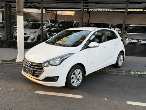 HYUNDAI HB 20 Hatch 1.6 16V 4P FLEX COMFORT PLUS AUTOM�TICO, Foto 2